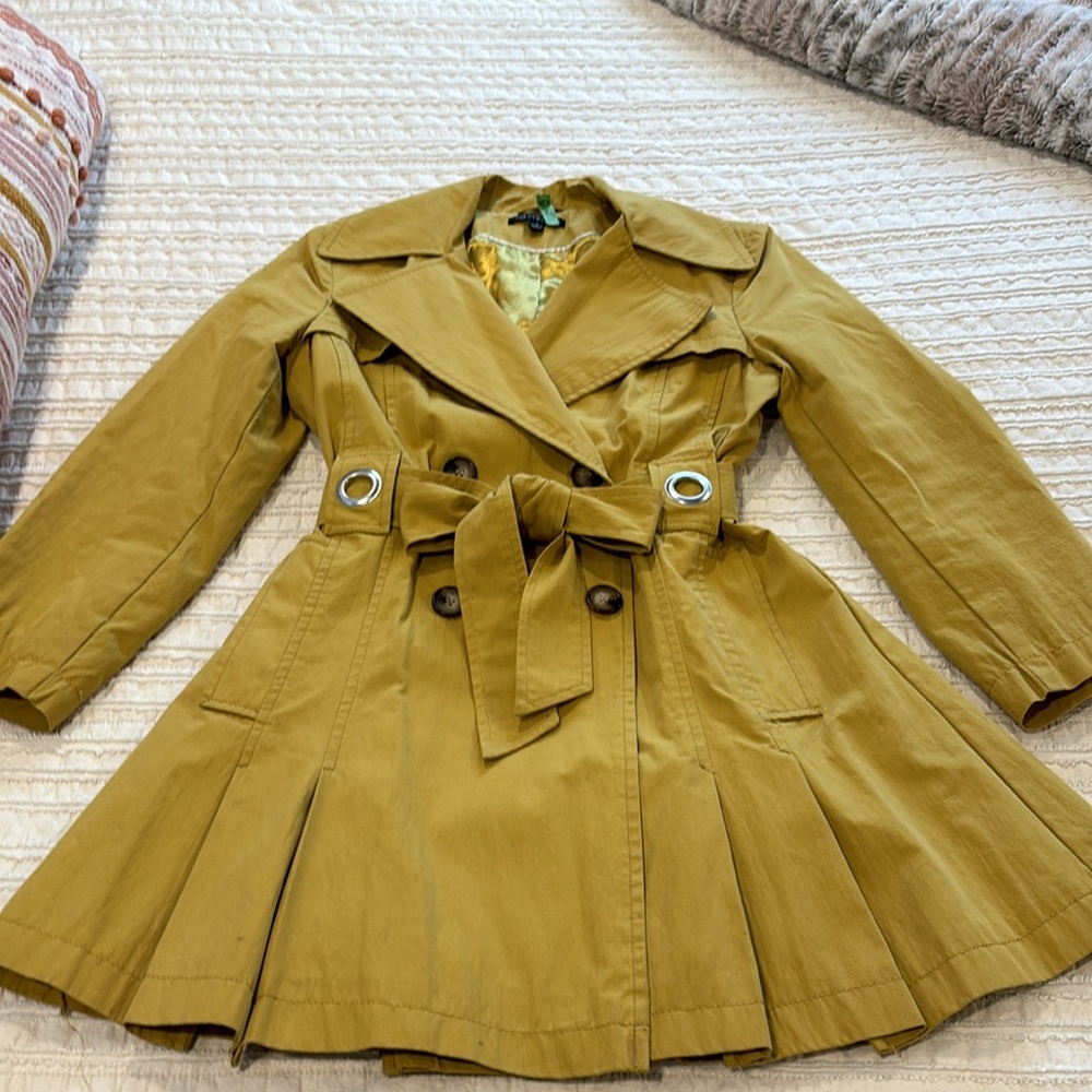 Trench coat